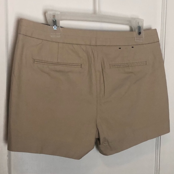 Banana Republic- Hampton Fit Shorts - Picture 4 of 8